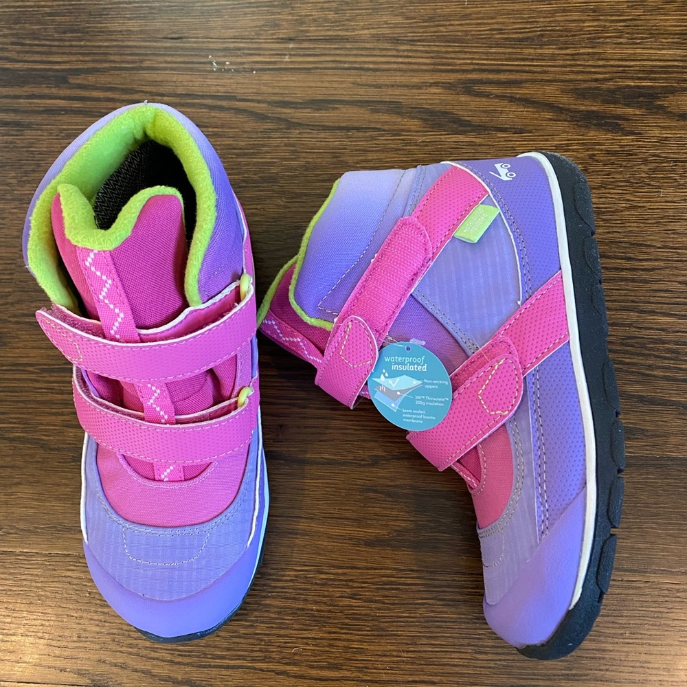 NWT See Kai Run Atlas II sneaker boot, 2